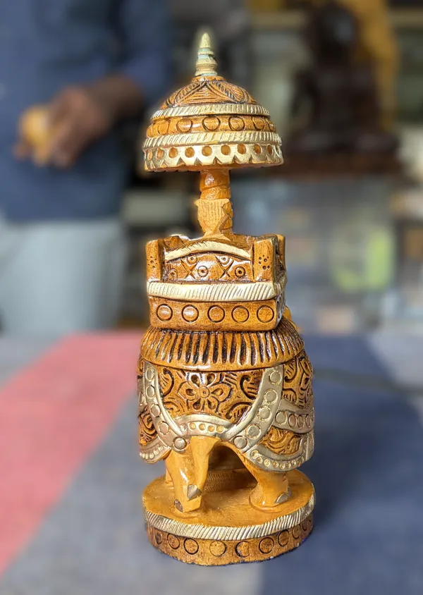 Hand-Carved_Kadam_Wood_Royal_Ambari_Elephant_with_Chhatri_–_Traditional_Antique_Wash_Procession_Showpiece
