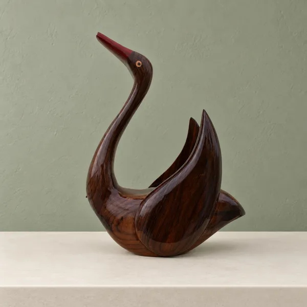 Handcrafted_Swan_Figurine