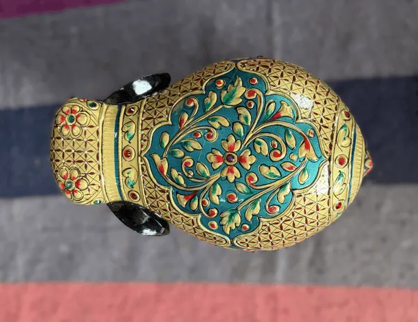 Handcrafted_Swan_FigurineThe_Firoza_Tusker:_Solid_1.0_kg_Handcrafted_Wood_Elephant_with_Turquoise_Floral_Medallion_Showpiece