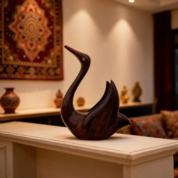 Handcrafted_Swan_Figurine
