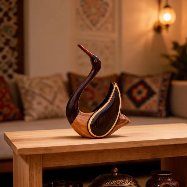 Handcrafted_Swan_Figurine