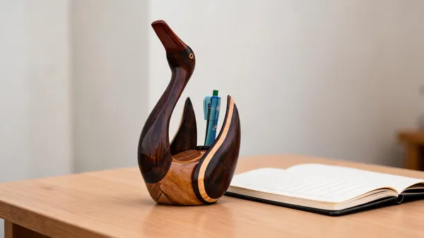 Handcrafted_Swan_pen_Stand/_Desk_Organizer
