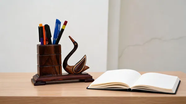 Handcrafted_Swan_design_wooden_Pen_stand/_Desk_Organizer