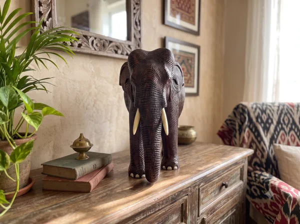 Handcrafted_Textured_Rosewood_Elephant_Sculpture
