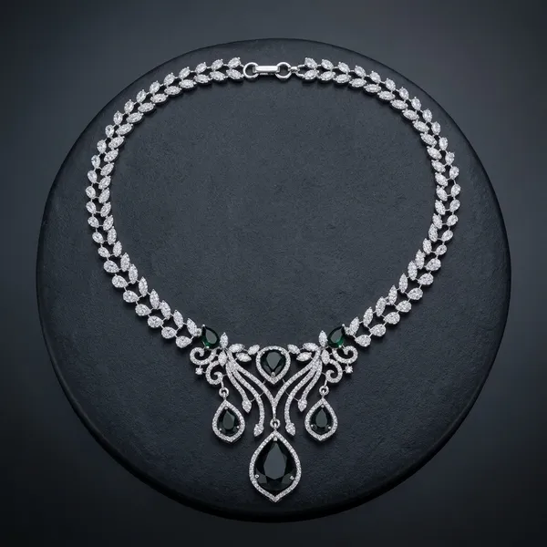 Crystal_Leaf_Teardrop_Statement_Necklace_For_Women