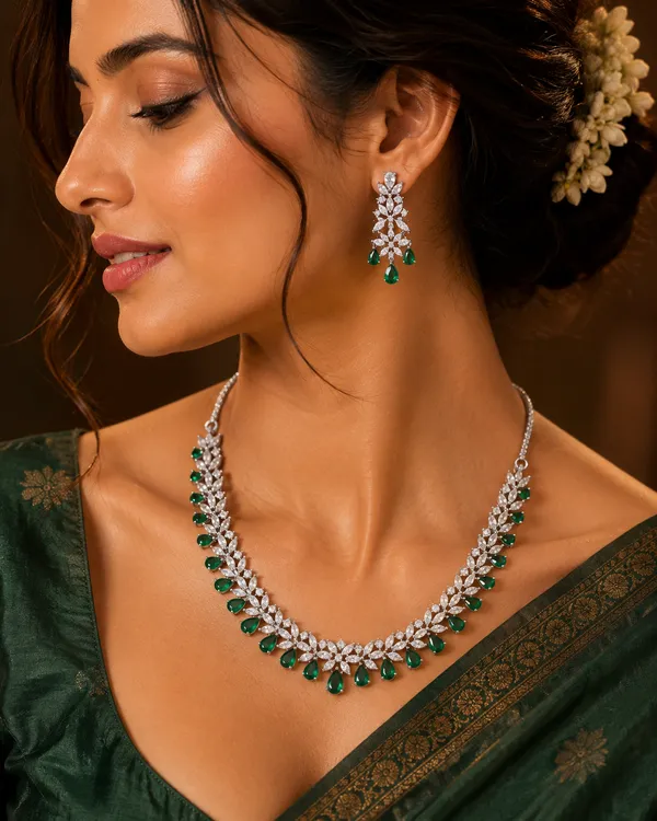 Green_Crystal_Leaf_Design_Necklace_Set_For_Women