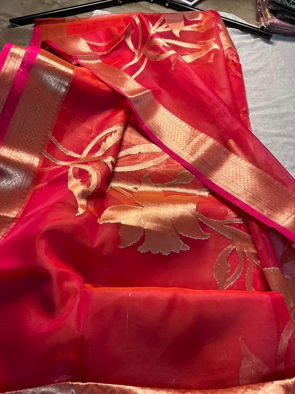 Red_Silk_Saree_With_Golden_Zari_Border_And_Peacock_Motifs