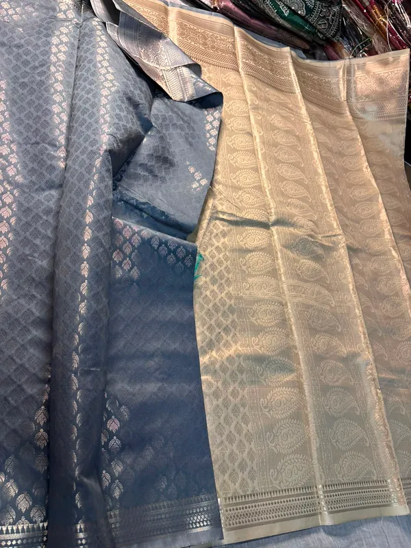 Silver_Silk_Zari_Woven_Border_Saree_For_Women