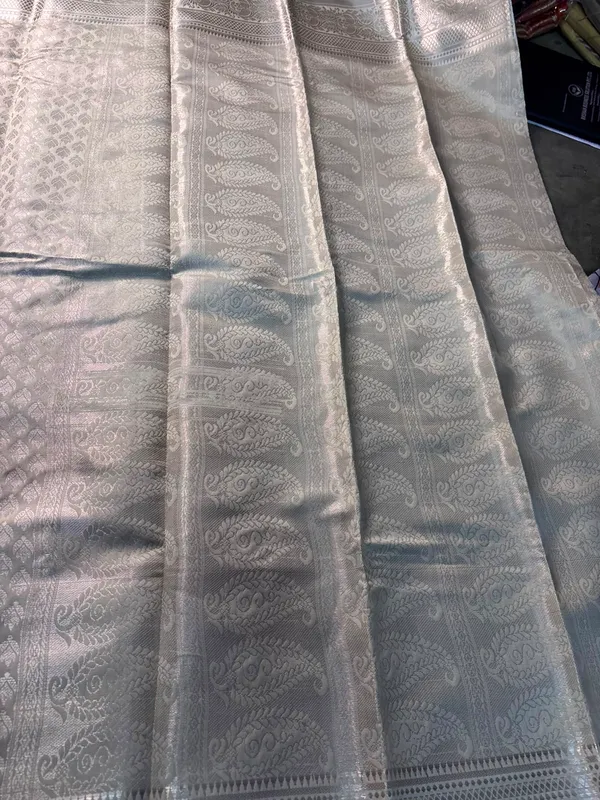 Silver_Silk_Zari_Woven_Border_Saree_For_Women