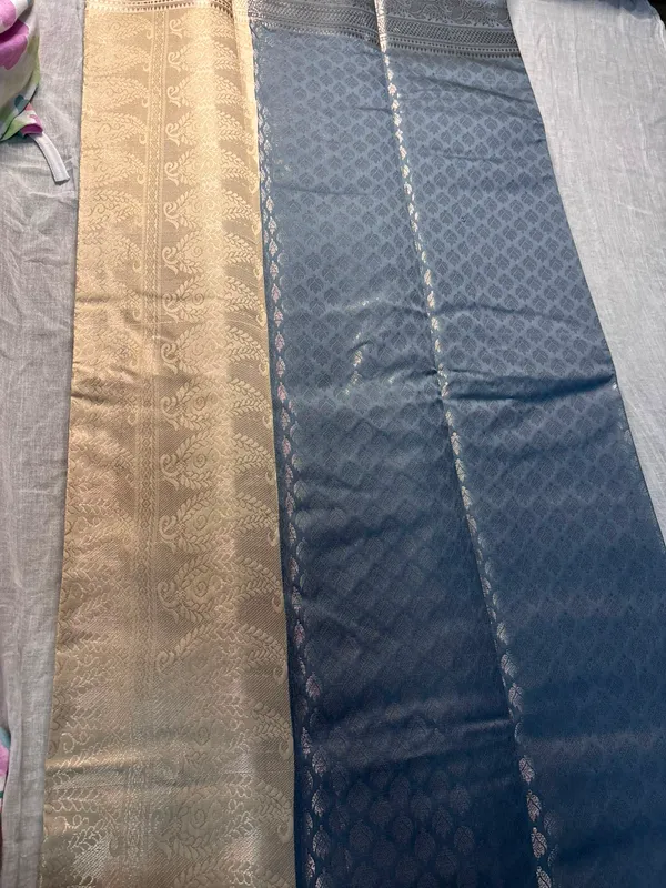 Silver_Silk_Zari_Woven_Border_Saree_For_Women