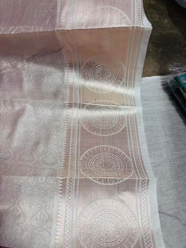 Purple_Silk_Blend_Zari_Woven_Saree_For_Women