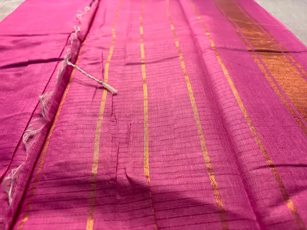Pink_Silk_Traditional_Zari_Border_Saree_For_Women
