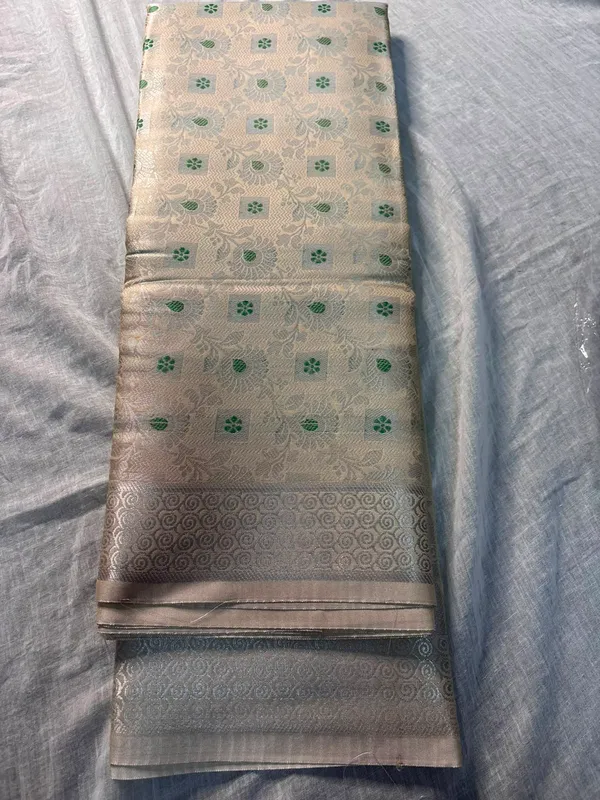 Off_White_Silk_Floral_Brocade_Saree_With_Green_Motifs_For_Women