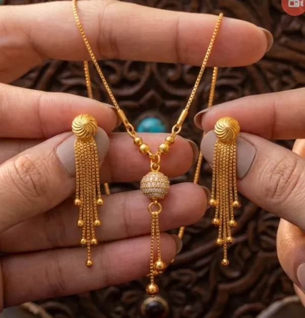 Gold_plated_Brass_Earrings_&_pendant_