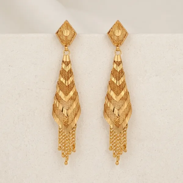 Tijarah_Gold_Earring_Brass_Gold-Plated_For_Women_Pack_Of_1