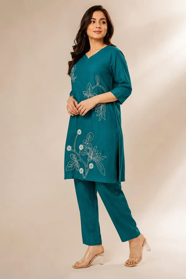 Teal_Cotton_Straight_Floral_Embroidered_Kurta_Set_For_Women