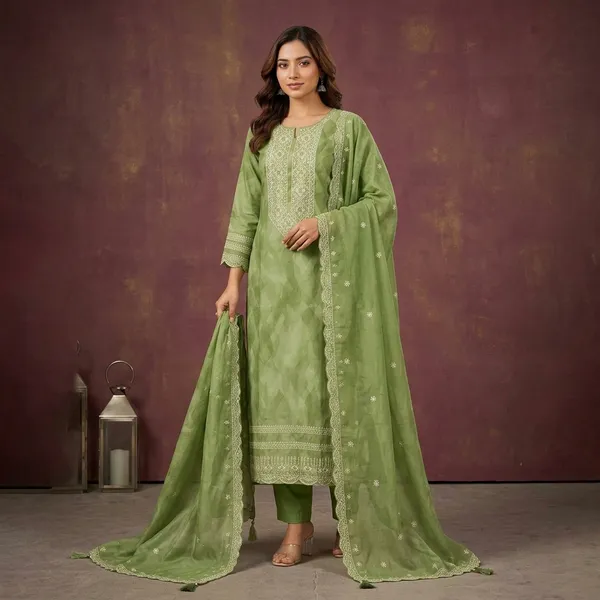 Green_Silk_Blend_Embroidered_Straight_Kurta_Set_With_Dupatta_For_Women