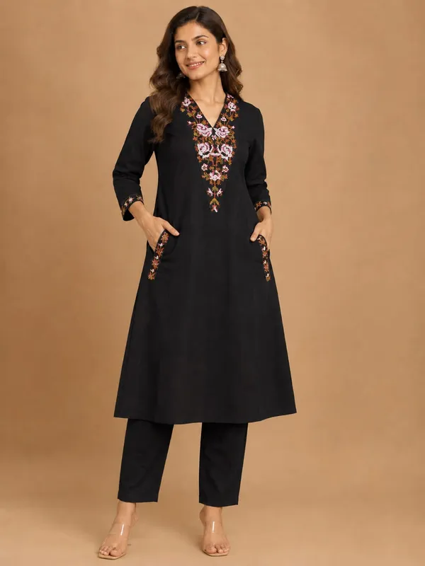 Black_Cotton_A_Line_Floral_Embroidered_Kurta_For_Women
