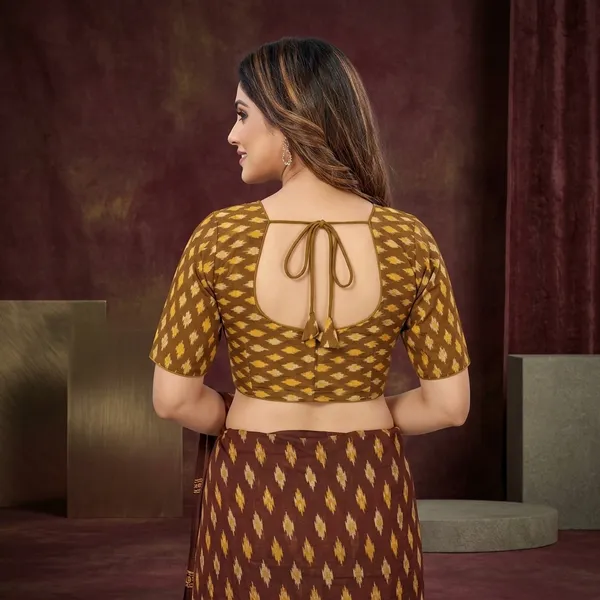 Brown_Cotton_Ikat_Print_Fitted_Blouse_For_Women