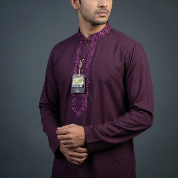 Purple_Cotton_Regular_Fit_Embroidered_Kurta_For_Men