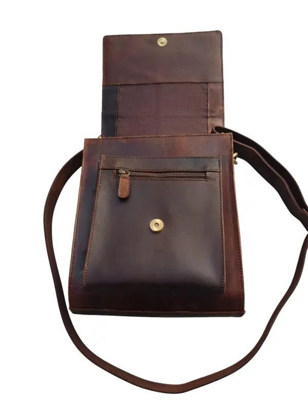Brown_Buffalo_Leather_Crossbody_Messenger_Bag_For_Women