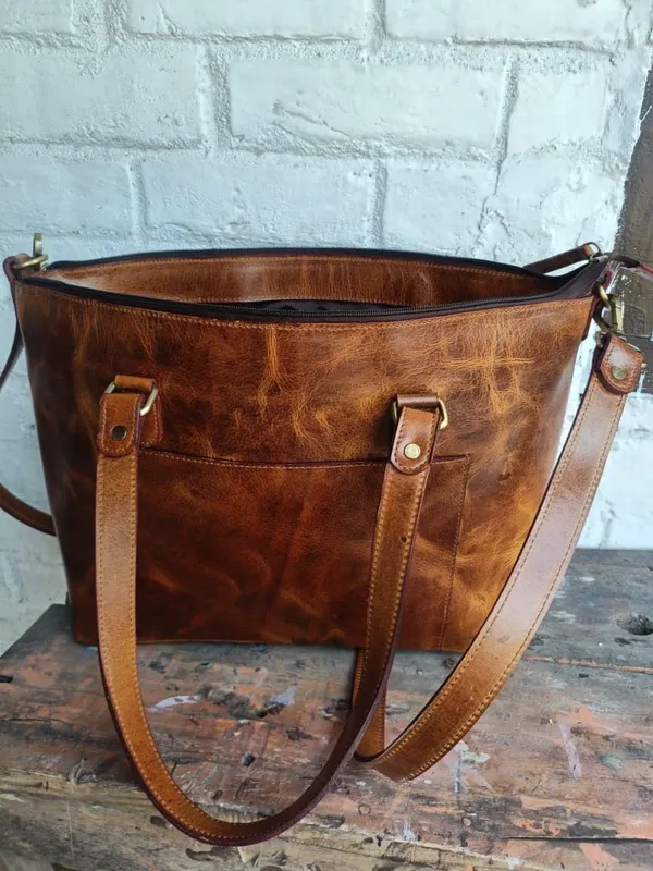 Brown_Pu_Leather_Spacious_Shoulder_Bag_For_Women