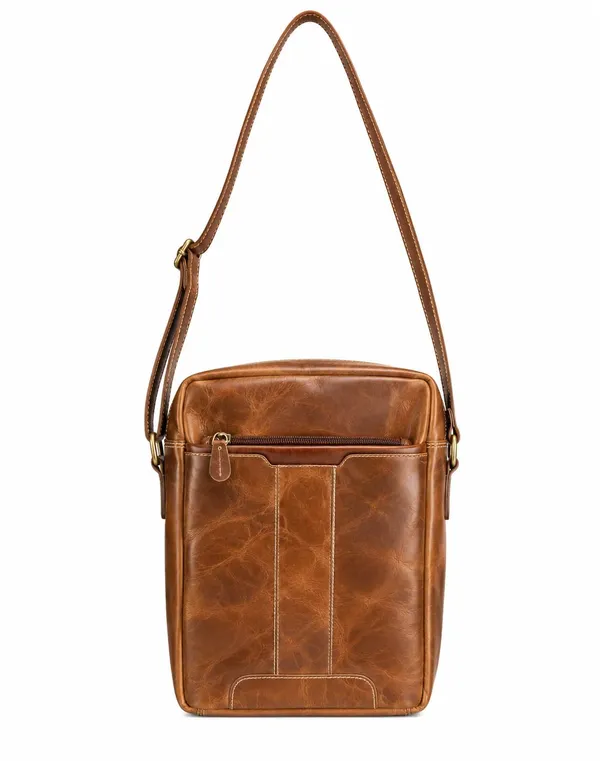 Brown_Leather_Multi-Pocket_Messenger_Sling_Bag_For_Unisex