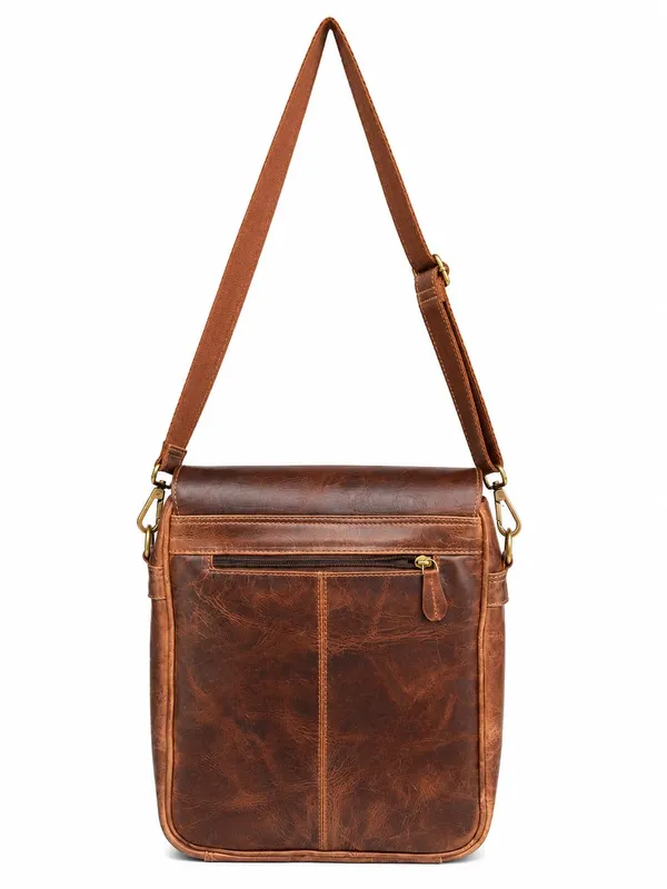 Brown_Leather_Multi-Pocket_Messenger_Sling_Bag_For_Unisex
