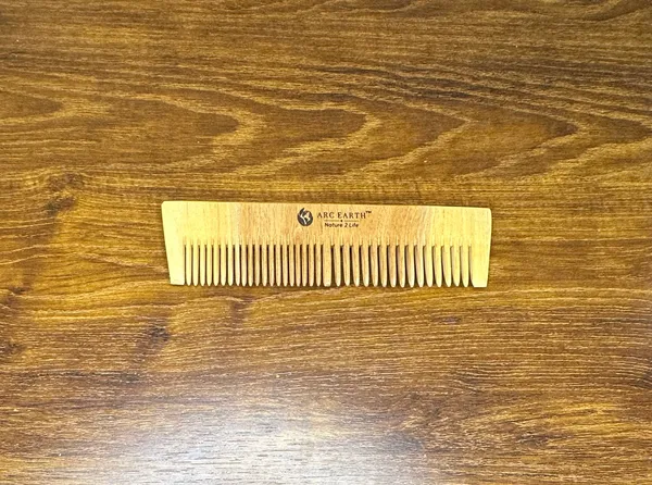 Lily_Dual-Tooth_Neem_Wood_Comb_Anti-Dandruff_All_Hair_Types_-_Pack_Of_3