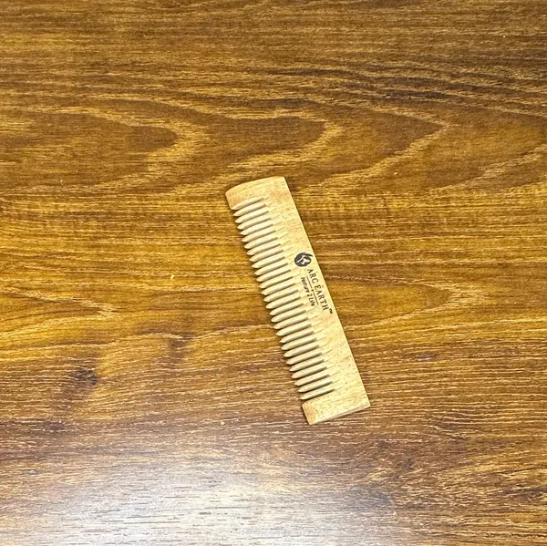 Pocket-Size_Bamboo_Anti-Static_Travel_Comb_-_Pack_Of_4