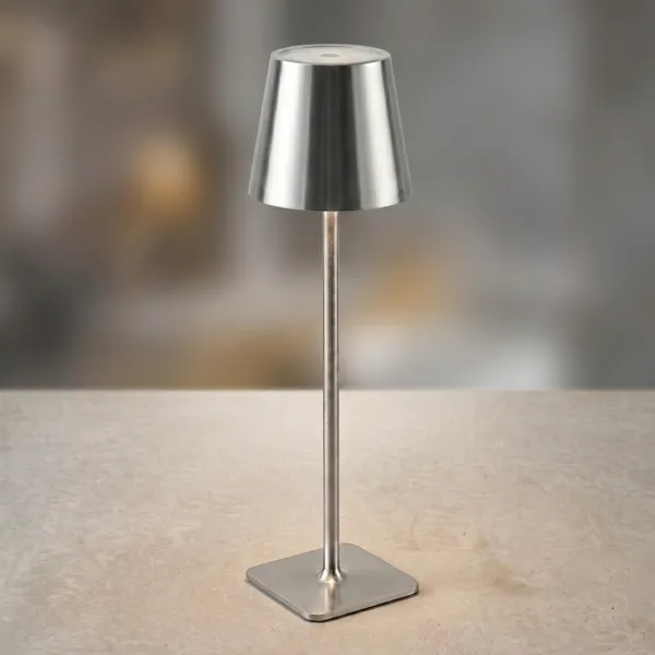 Silver_Metal_Premium_Design_Table_Lamp_For_Home_Decor