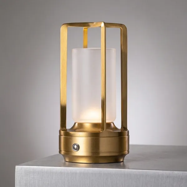 Gold_Metal_Premium_Design_Table_Lamp_For_Home_Decor