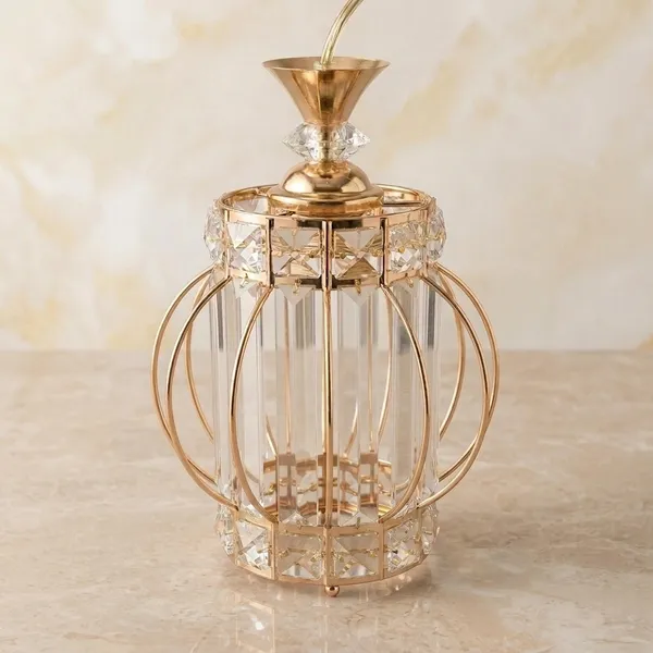 Gold_Metal_Premium_Design_Lantern_For_Home_Decor