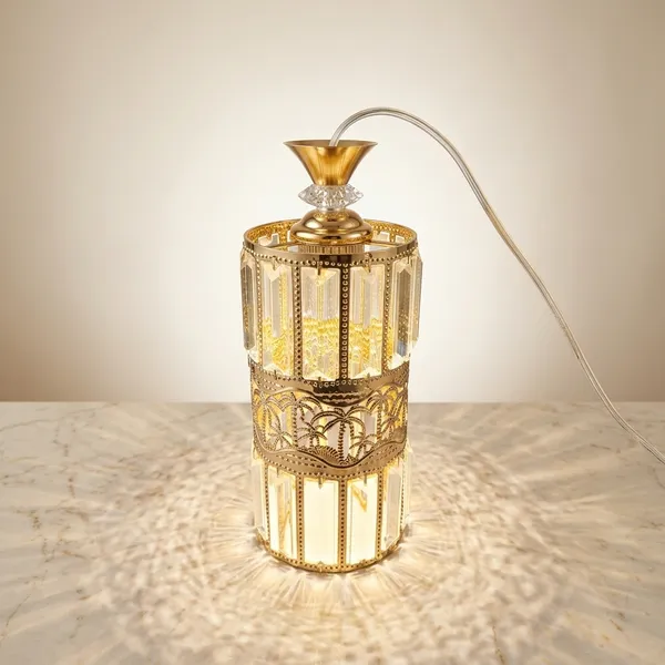 Gold_Metal_Premium_Design_Lantern_For_Home_Decor