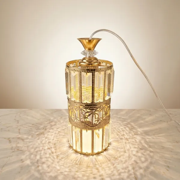 Gold_Metal_Premium_Design_Lantern_For_Home_Decor