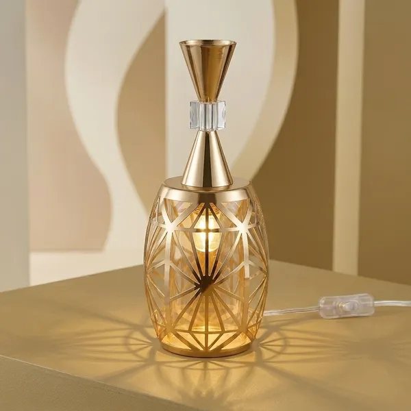 Gold_Metal_Premium_Design_Perfume_Bottle_For_Home_Decor