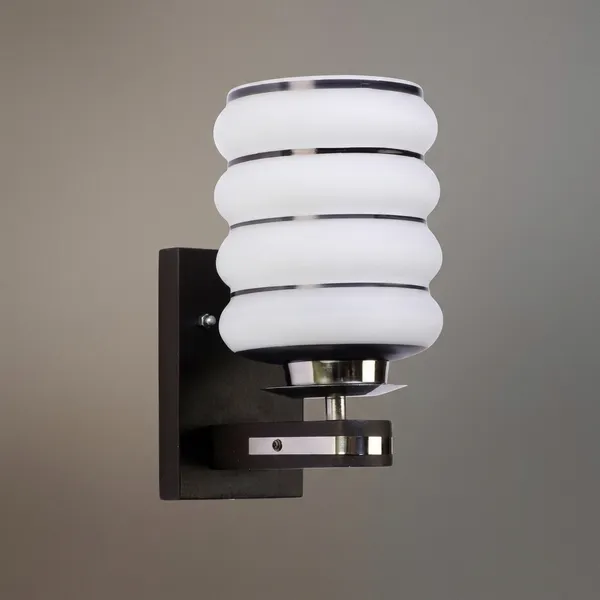 White_Metal_Premium_Design_Wall_Sconce_For_Home_Decor
