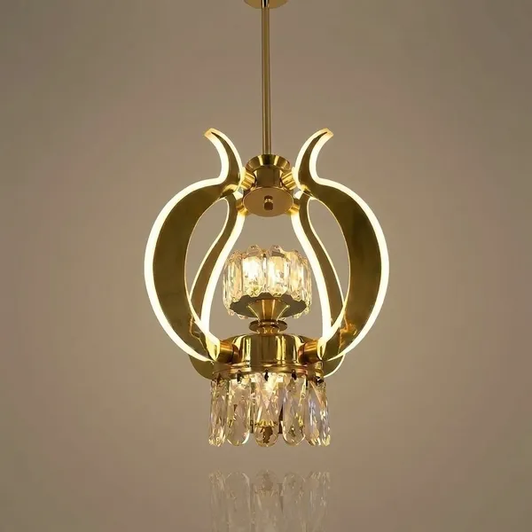 Gold_Metal_Premium_Design_Pendant_Light_For_Home_Decor