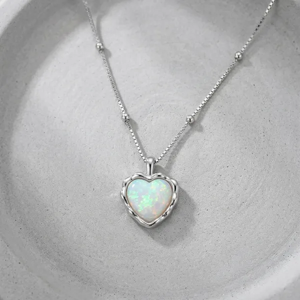 Silver_Opal_Heart_Pendant_Necklace_For_Women