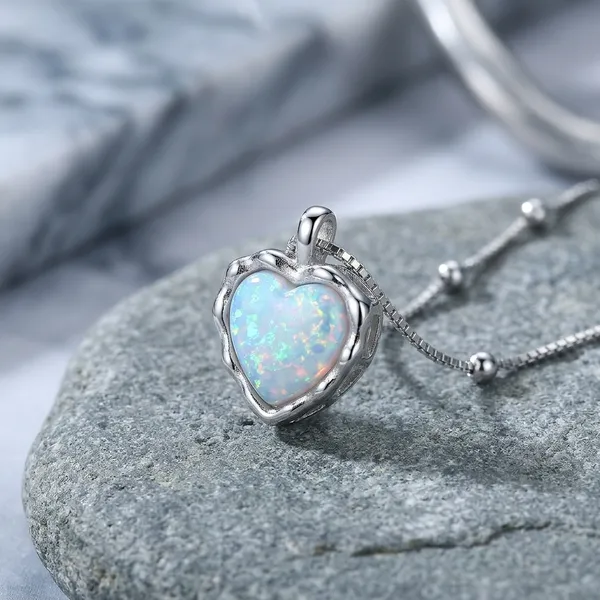 Silver_Opal_Heart_Pendant_Necklace_For_Women