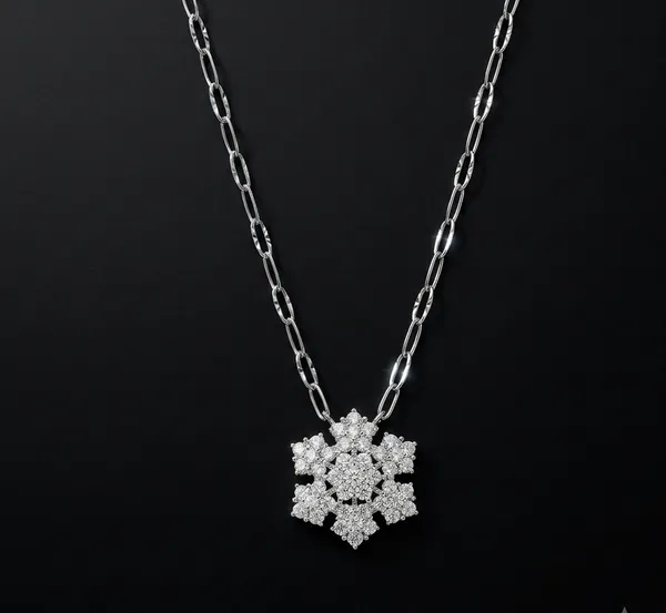 Silver_925_Sterling_Crystal_Snowflake_Pendant_Necklace_For_Women