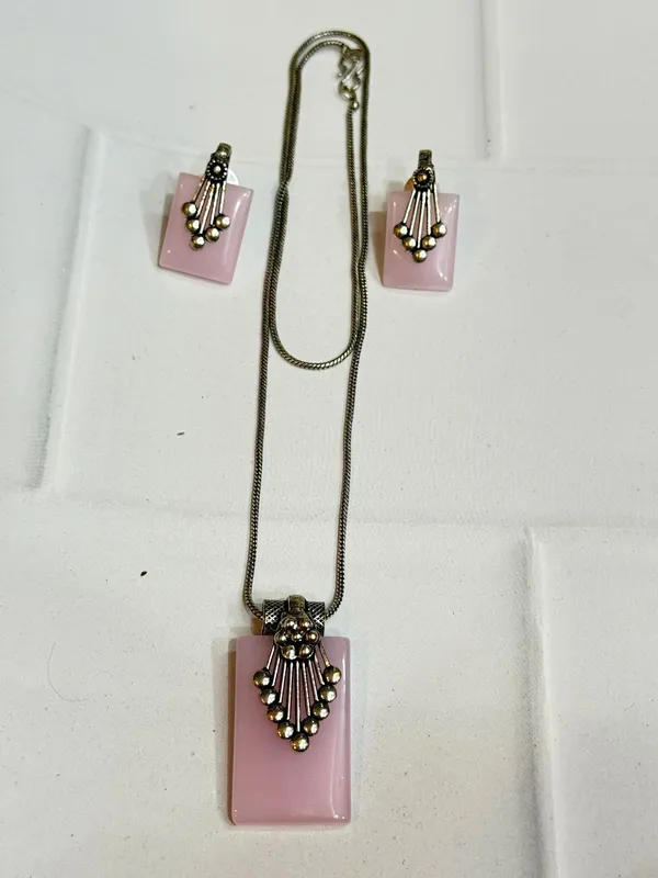 Pink_And_Silver_Oxidised_Premium_And_Fancy_Design_Pendant_Necklace_And_Earrings_Set_For_Women