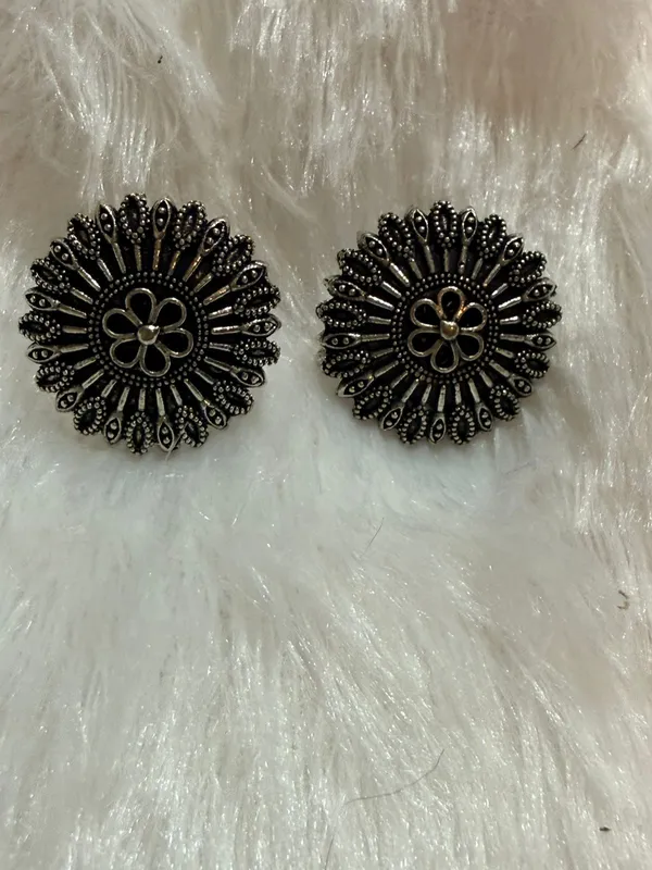 Black_Oxidised_Premium_And_Fancy_Design_Stud_Earrings_For_Women