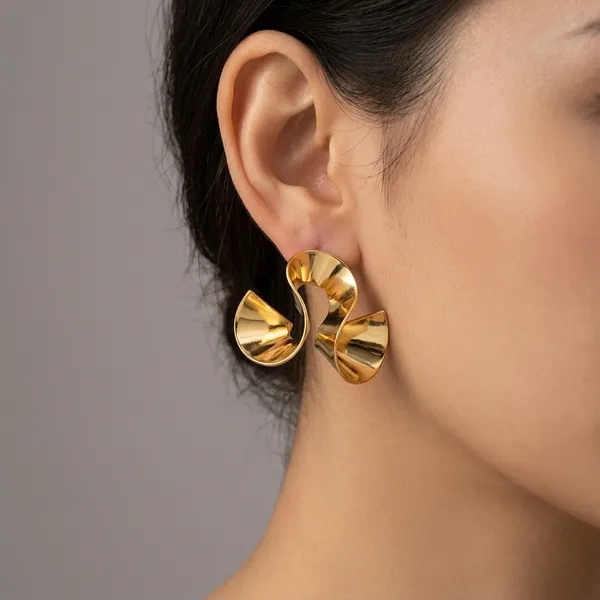 Gold_Alloy_Metal_Premium_And_Fancy_Design_Earrings_For_Women