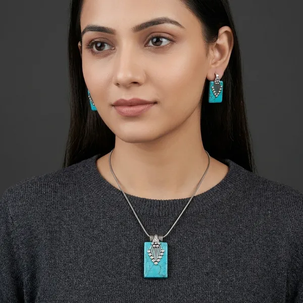 Turquoise_And_Silver_Oxidised_Premium_And_Fancy_Design_Pendant_Necklace_And_Earrings_Set_For_Women