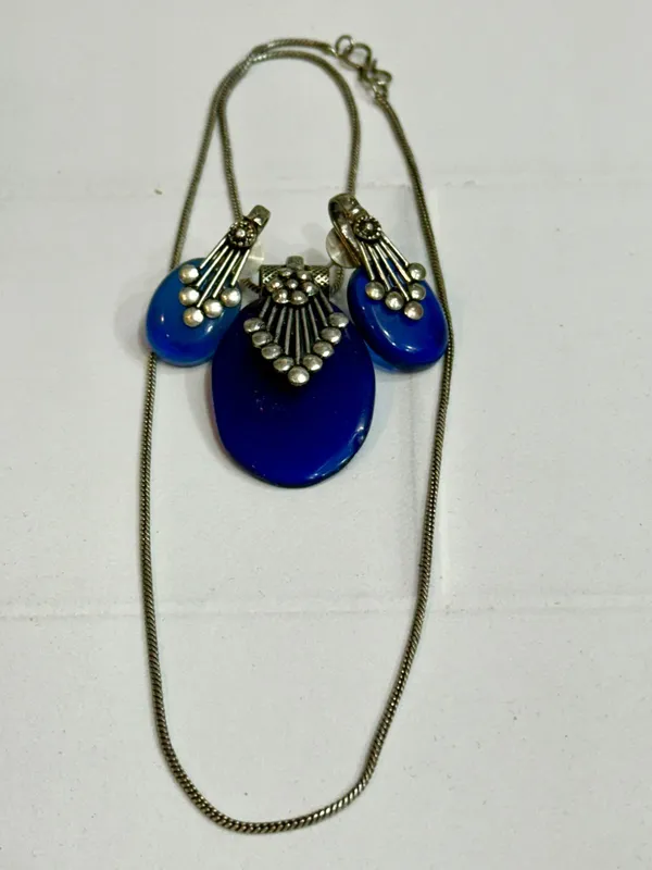 Blue_And_Silver_Oxidised_Premium_And_Fancy_Design_Statement_Necklace_For_Women