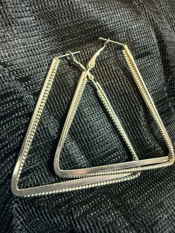 Gold_Alloy_Metal_Premium_And_Fancy_Design_Hoop_Earrings_For_Women