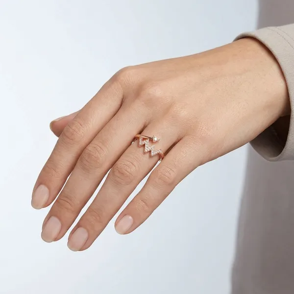 Gold_Plated_Alloy_Metal_Premium_And_Fancy_Design_Ring_For_Women