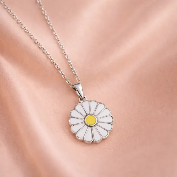 Happy_Daisy_Pendant