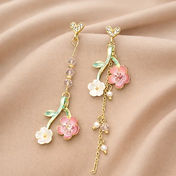 Blossom_Vine_Earring_